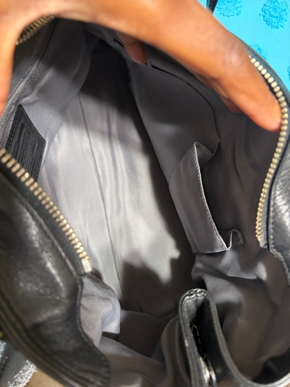 Coach Black Leather Shoulder Bag with White Contrast Stitching - Picture 11 of 16